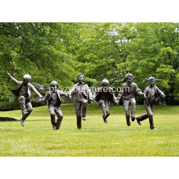 Jardim da vida tamanho Brass jogando crianças escultura